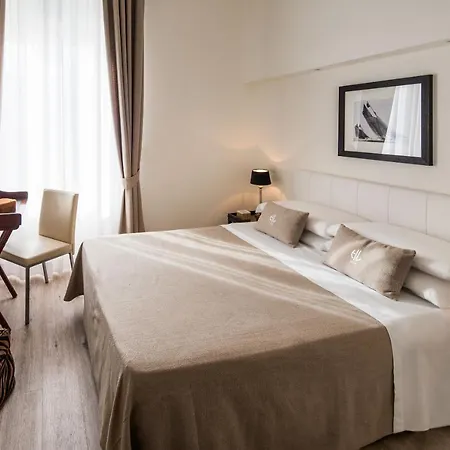 Lido Hotel 4*